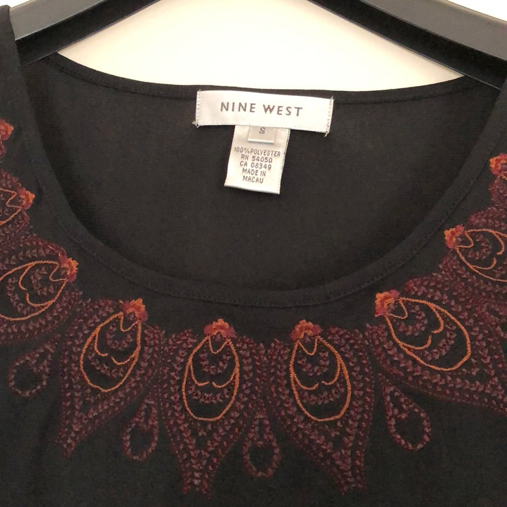 Nine West top - Picture 2 of 3